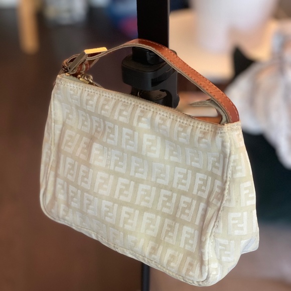 Authentic Fendi pochette - Picture 1 of 6
